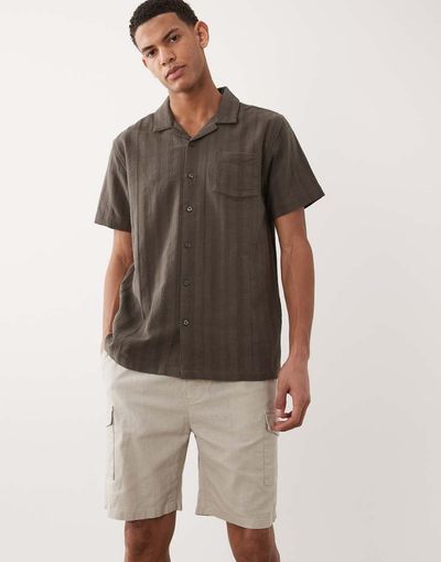 Brave Soul Brave Soul cotton cargo shorts with linen in stone-Neutral
