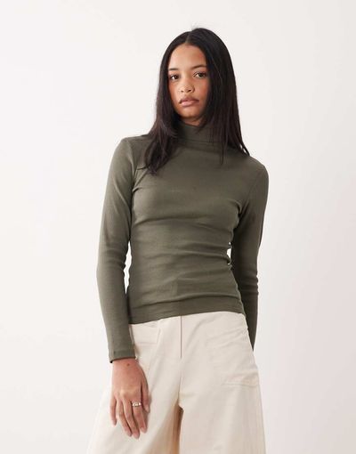 Brave Soul Brave Soul long sleeve ribbed turtleneck top in green