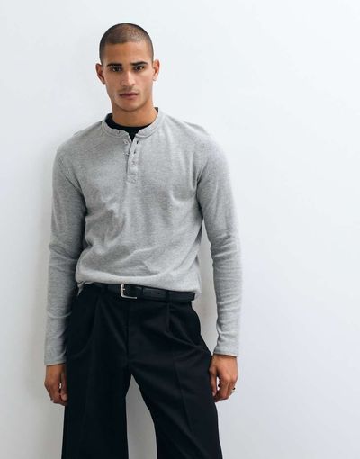 Brave Soul Brave Soul long sleeve waffle knit t-shirt in light gray heather