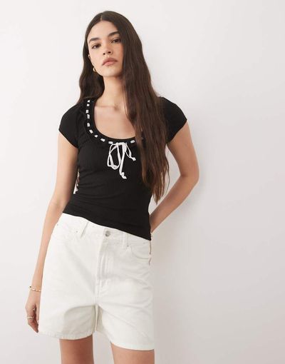 Brave Soul Brave Soul scoop neck ribbed jersey t-shirt with bow detail in black