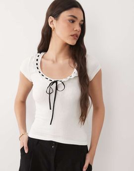 Brave Soul Brave Soul scoop neck ribbed jersey t-shirt with bow detail in white