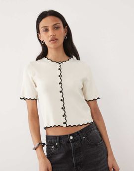 Brave Soul Brave Soul short sleeve cardigan with contrast scallop trim in cream-White