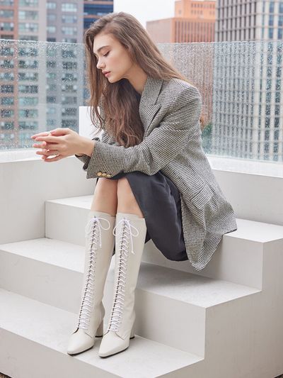 BRIANA Glossy Lace-Up Long Boots_Vanilla