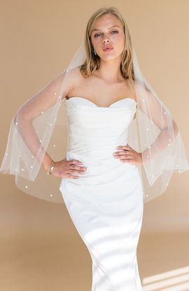 Brides & Hairpins Brides & Hairpins Adalet Crystal Embellished Elbow Veil