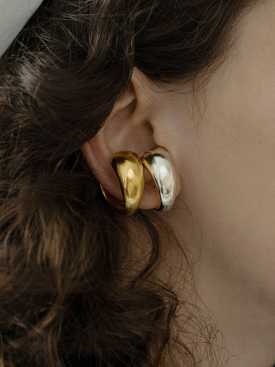 BRILLPIECE Bold Mound Earcuff