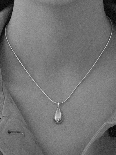 BRILLPIECE Egg ball necklace