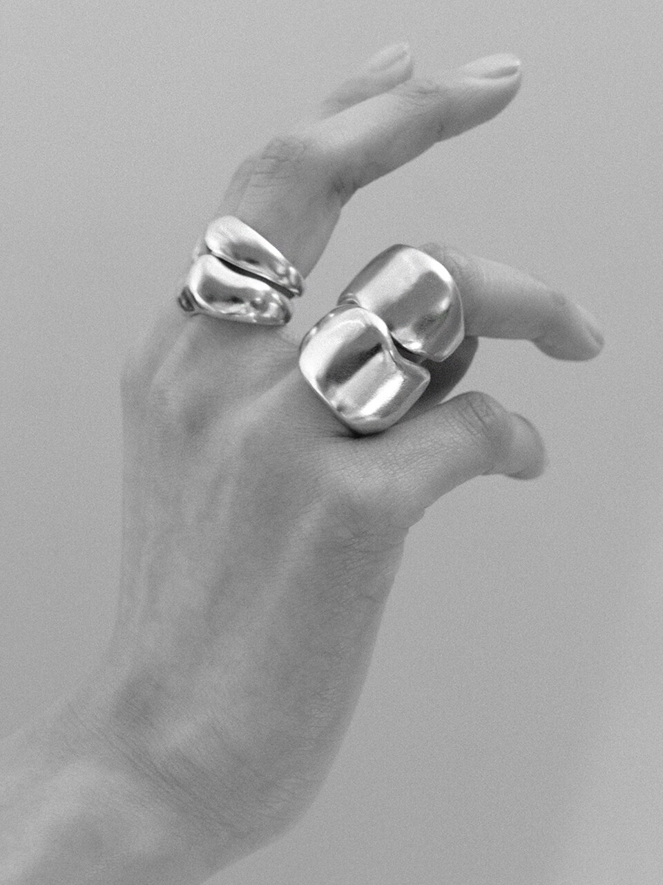 BRILLPIECE Melt Bold Ring
