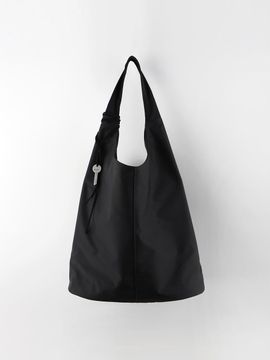 Brookly Hobo Nylon Shoulder Bag [Black]