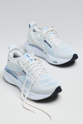 Brooks Adrenaline GTS Sneakers
