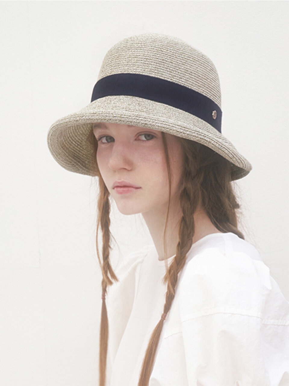 Brown Hat Etoile Straw Hat_Ice Grey