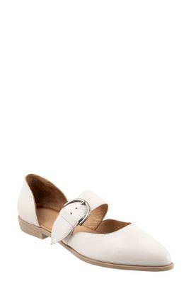 Bueno Bueno Brittany Pointed Toe Flat