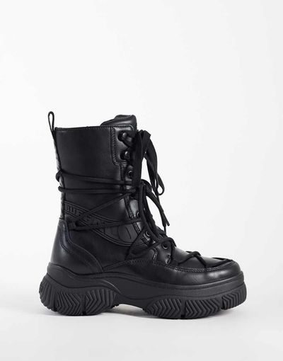 Buffalo Buffalo Doozer double lace boots in black