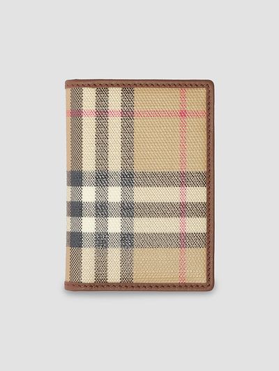 Burberry Burberry MagSafe Archive Check Passport Holder