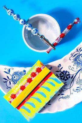 Burner Babe Burner Babe Toile J Clip in Blue at Urban Outfitters