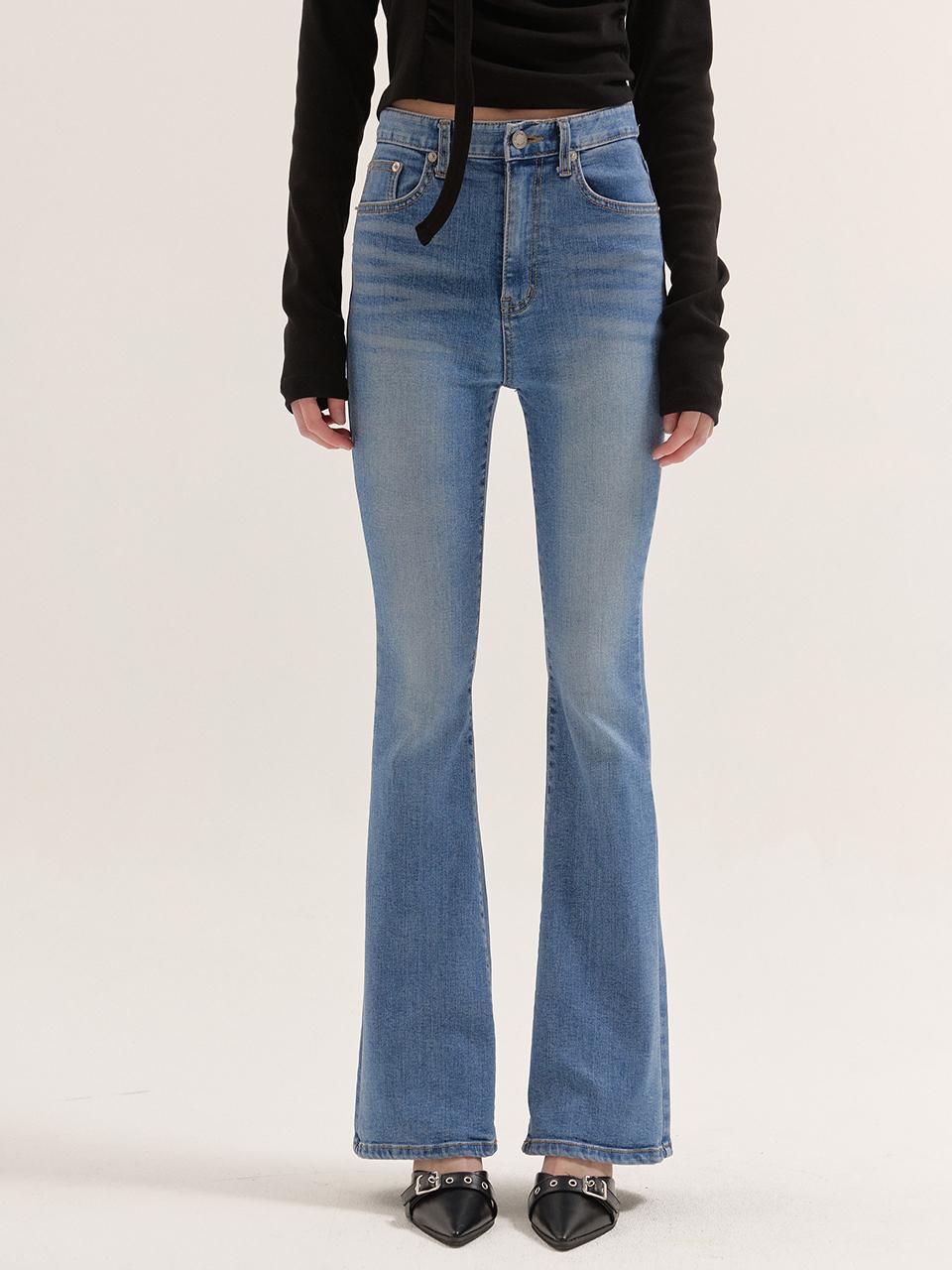 BUTTONUP Standard Washed Boot-Cut Cotton-Spandex Denim