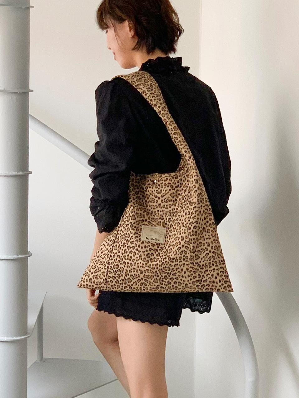 by Atelier [by Atelier] EASY HOBO BAG 4 Colors
