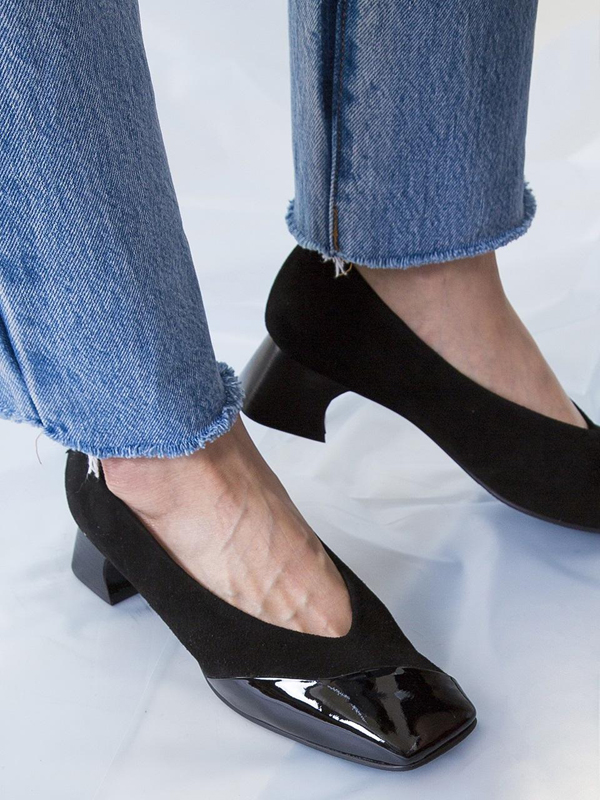 Byeuuns BIP18303 Wave Combie Pumps Black