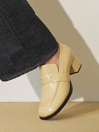 Byeuuns BLP21201 Noa Loafer Pumps / Butter