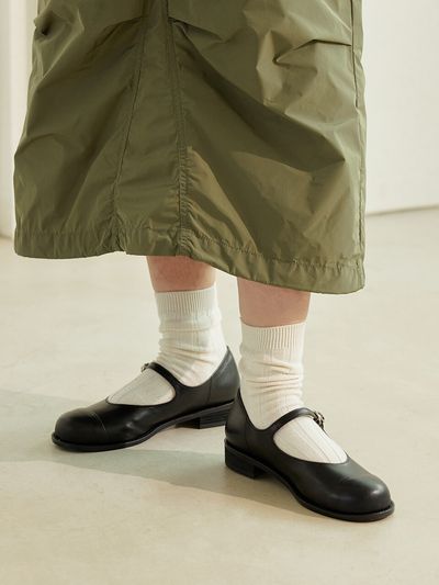 Byeuuns Classic Cap Toe Maryjane Loafer