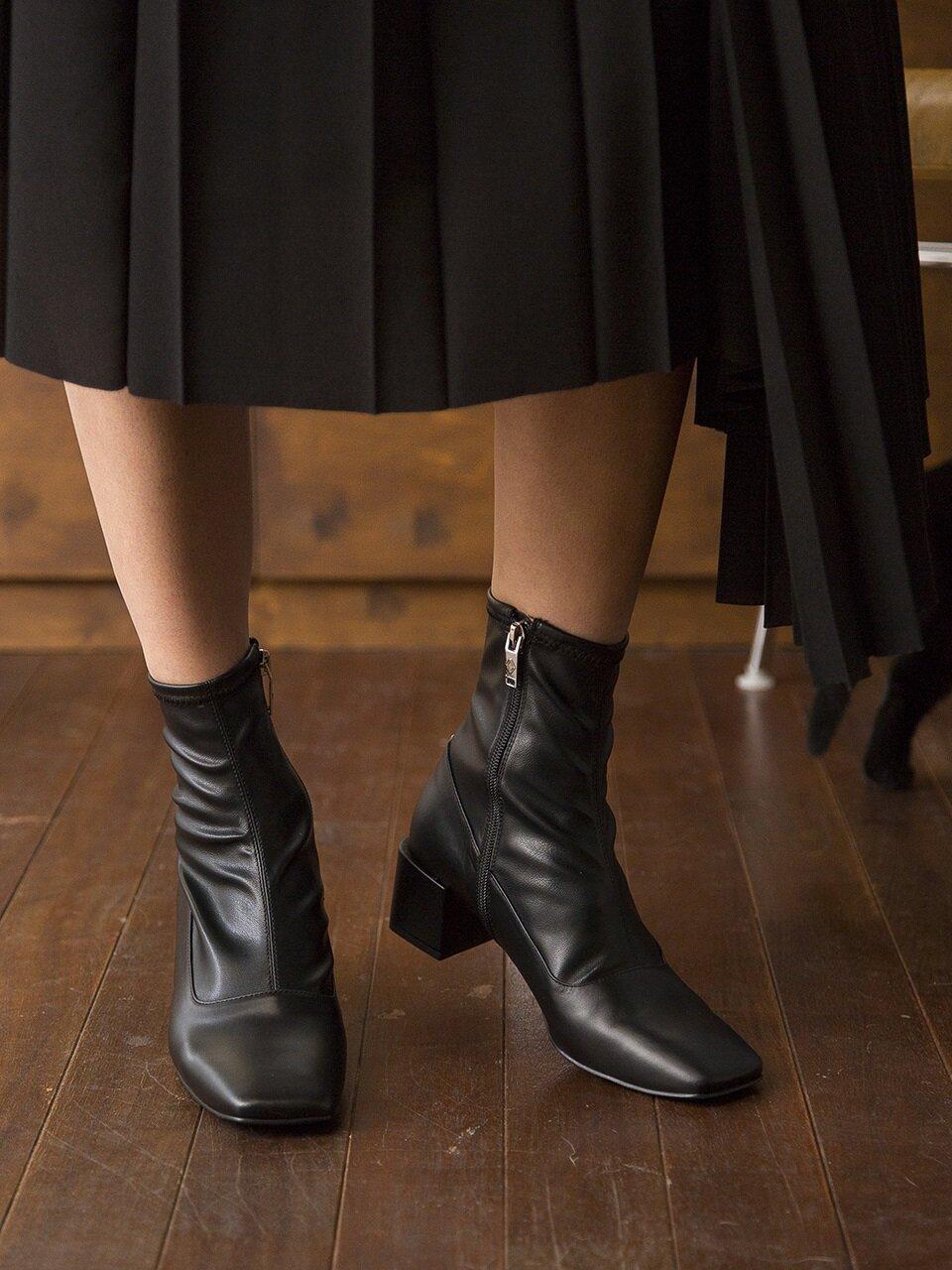 Byeuuns Kate Ankle Black