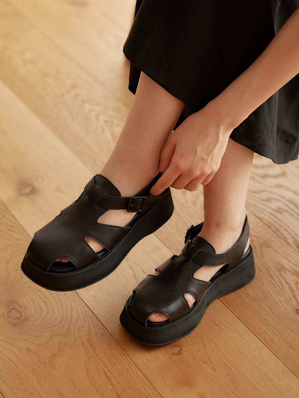 Byeuuns Leaf Platform Sandals - 2 Colors (BMS22020)
