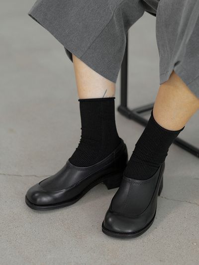 Byeuuns Pebble Soft Loafers - Black