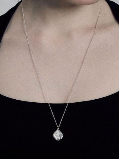 byweekend Shell Necklace