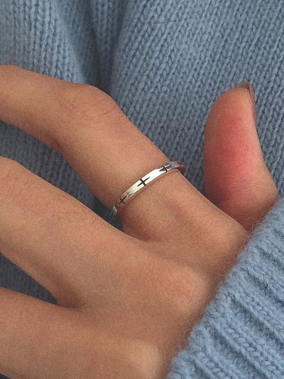 byweekend Silver 925 Mini Cross Ring