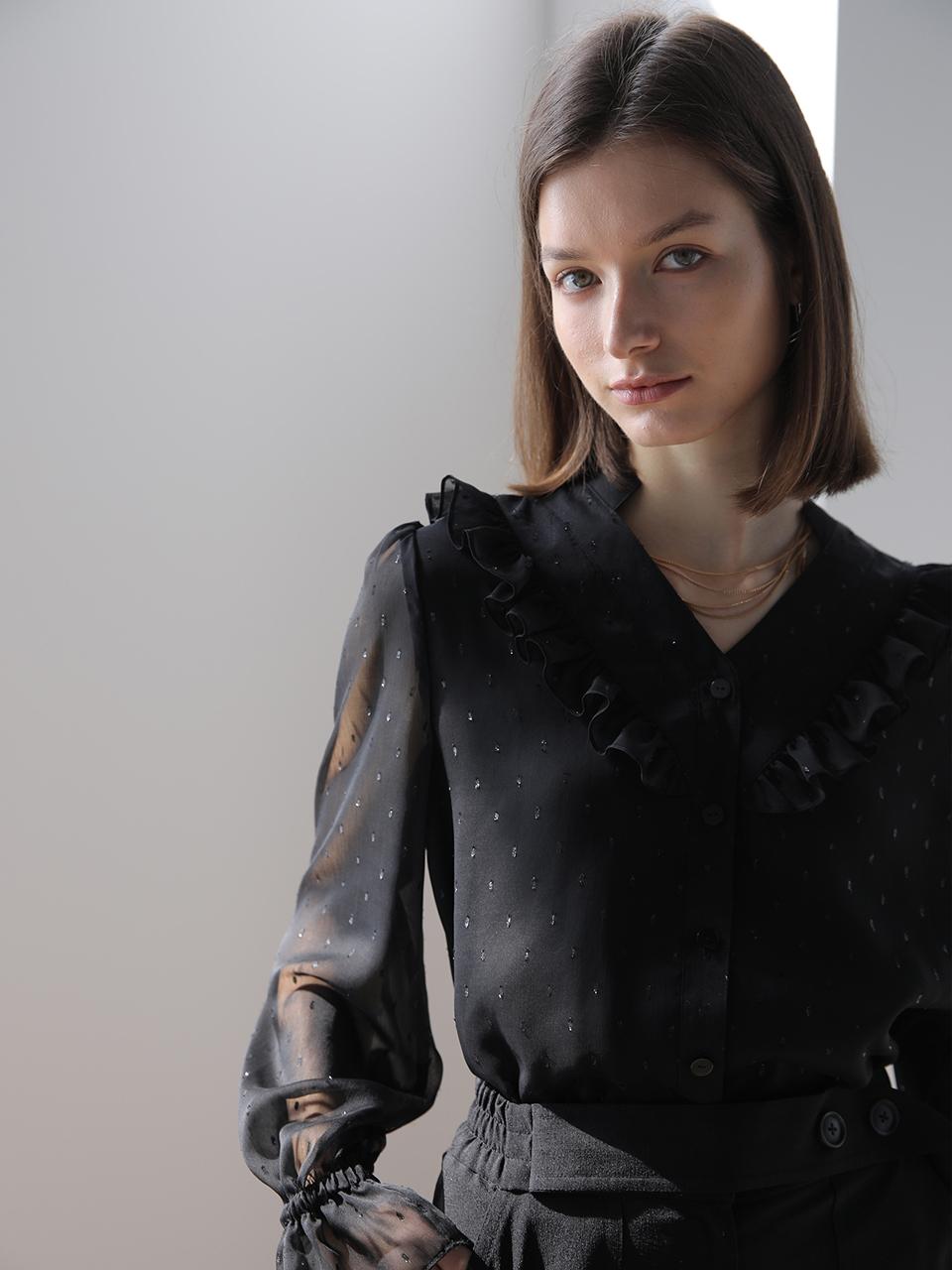 CAHIERS [CAIGIENNE] V-neck Chiffon Ruffle Blouse [Black]