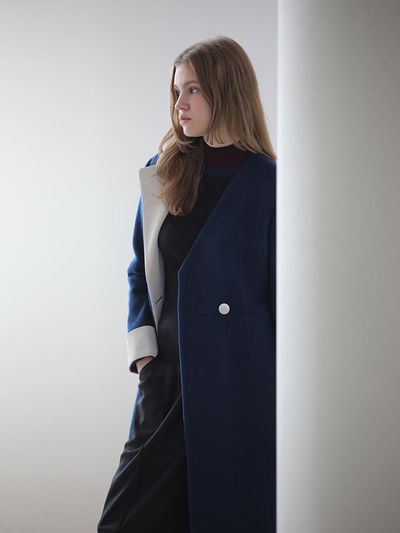 CAHIERS [CAIGIENNE] V-Neck Unbalanced Long Coat