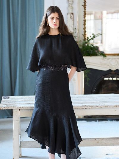 CAHIERS Cape Style Unbalanced Silk Dress [Black]