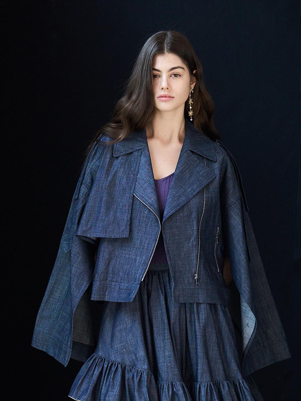 CAHIERS Loose-fit Cut-out Crop Denim Jacket