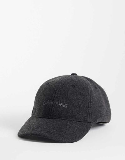 Calvin Klein Calvin Klein felt cap with embroidered logo in black