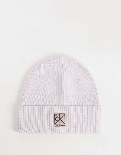 Calvin Klein Calvin Klein rib knit beanie with square emblem in lilac gray