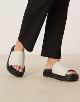 Calvin Klein Calvin Klein slide sandals in white