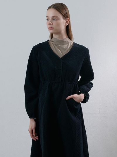 camino Quilted Sophisticated One-Piece [Black]