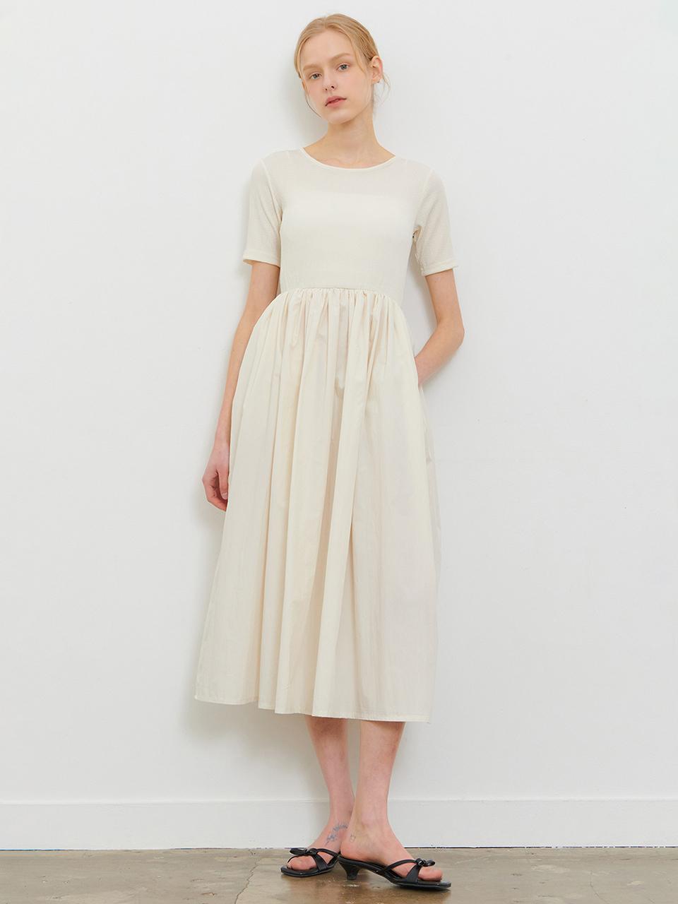 camino Seersucker Half Sleeve Shirring A-line Dress [Beige]