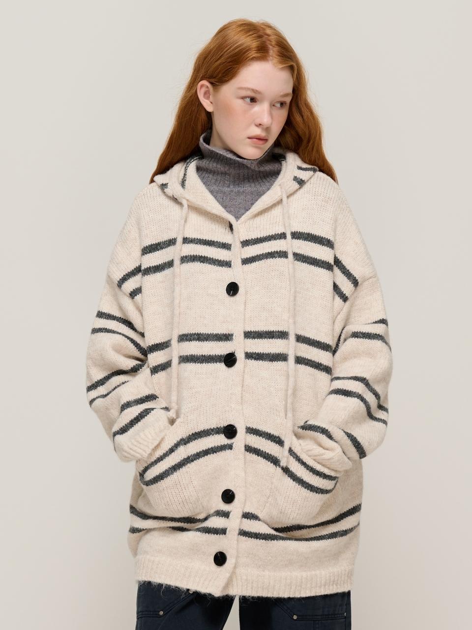 CARGOBROS Heavy Oversized Hooded Knit Cardigan (beige)