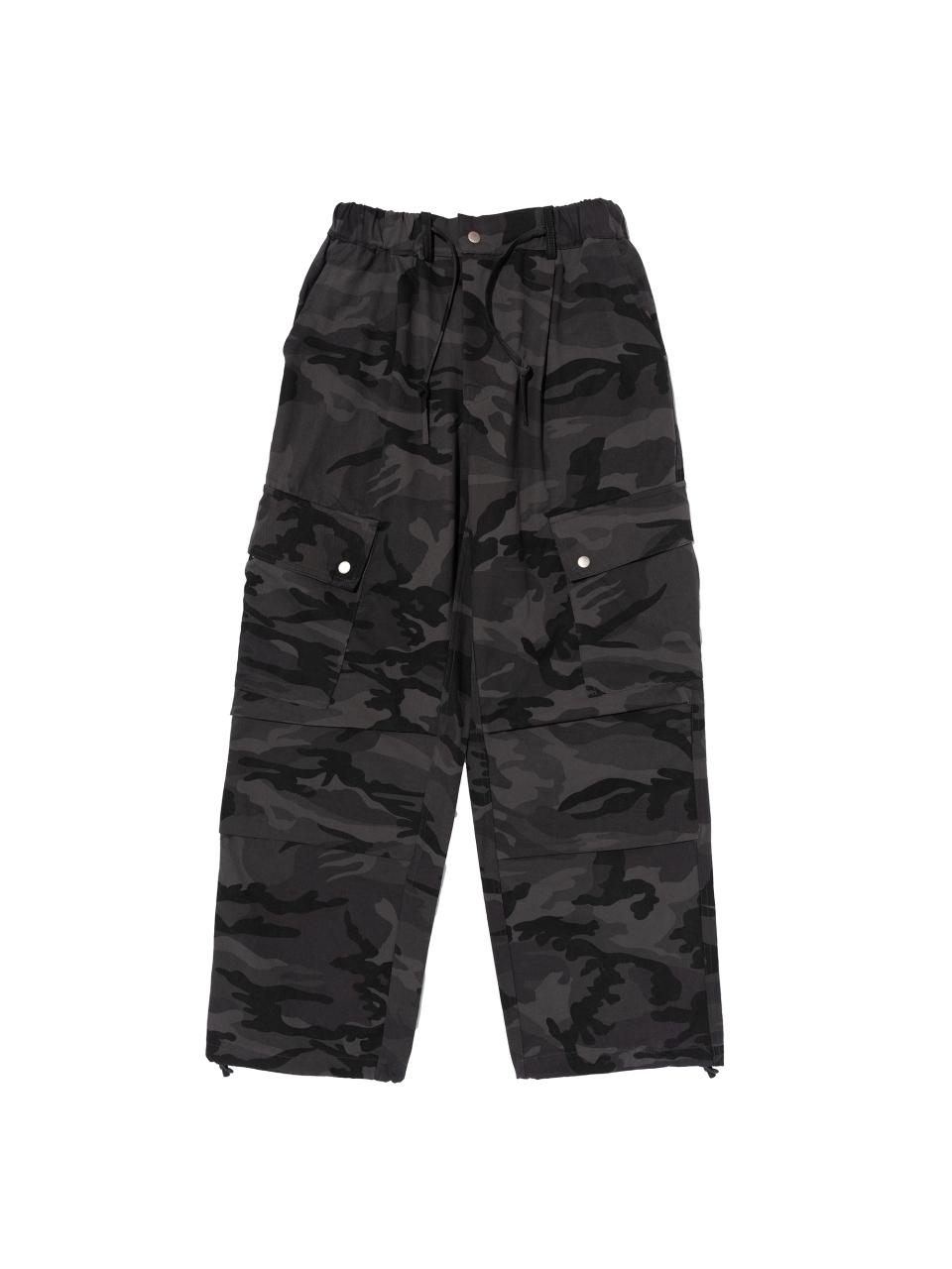 CARGOBROS Utility Wide Camo Cargo Pants [Charcoal]