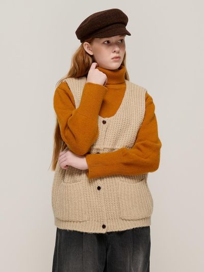 CARGOBROS wool blend button knit vest (beige)