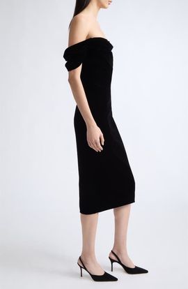 Carolina Herrera Carolina Herrera Off the Shoulder Stretch Velvet Midi Dress