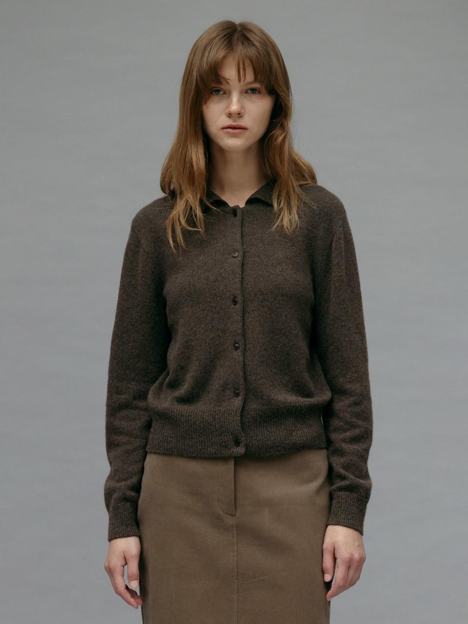 Carriere CAMEL BLEND COLLAR SEAMLESS KNIT CARDIGAN