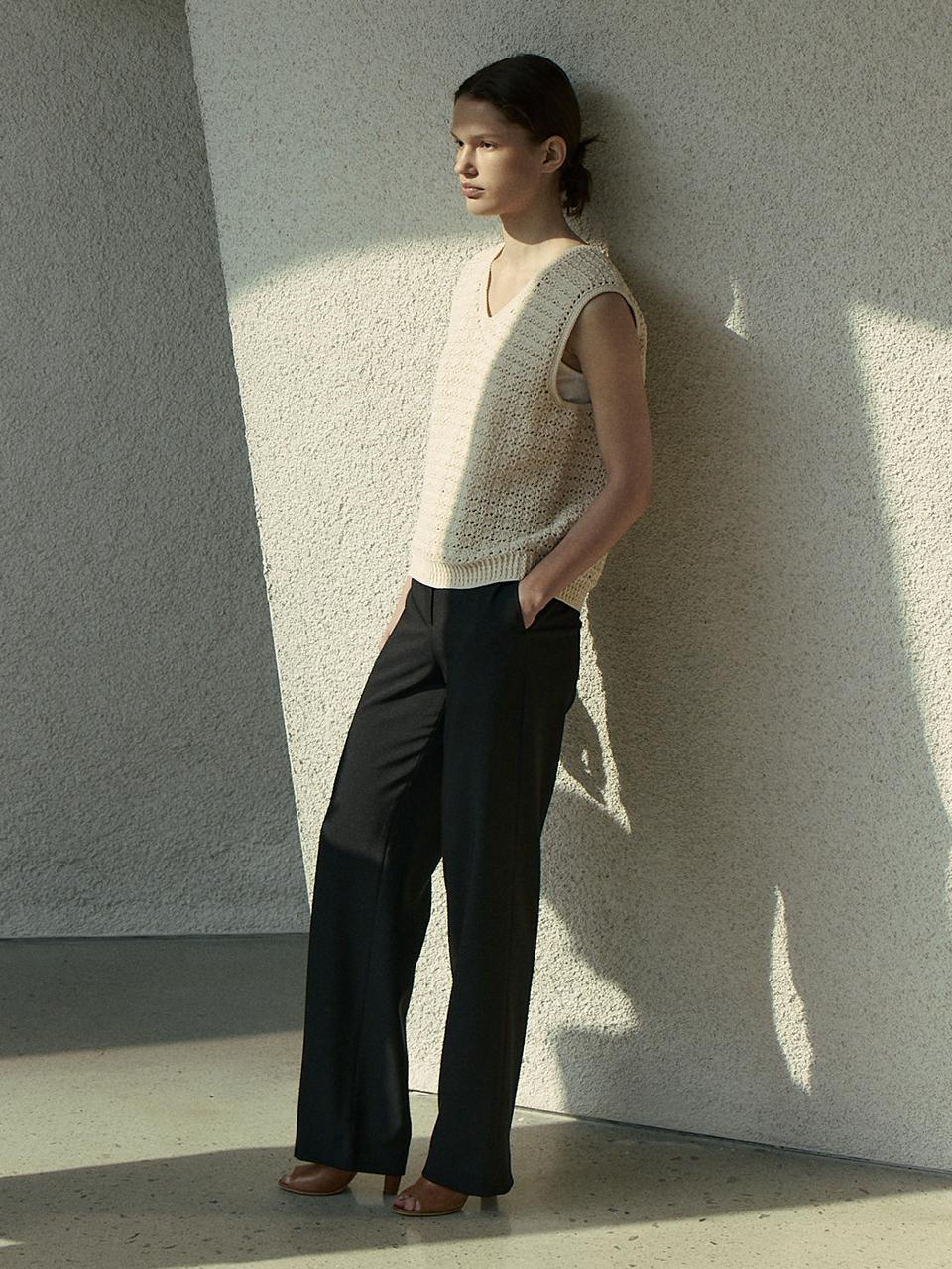 Carriere HIGH WAIST STRAIGHT PANTS - BLACK