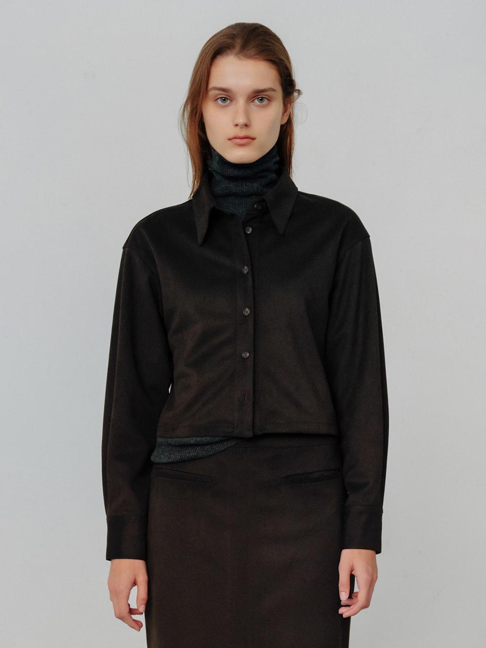 Carriere VEGAN SUEDE CLASSIC CROPPED SHIRT