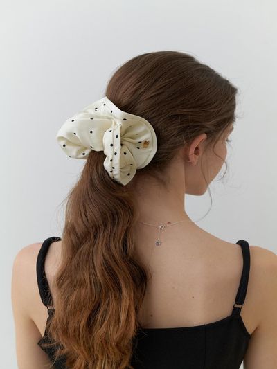 CARRY BARRETTE Carry Bralette Dot Scrunchie