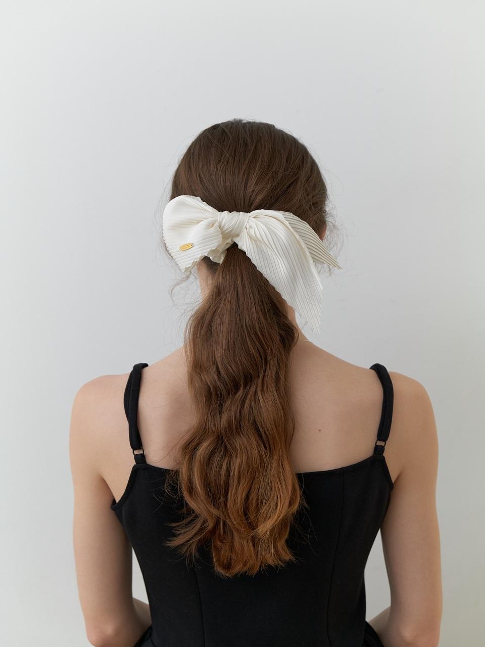 CARRY BARRETTE Carry Bralette Pleats Ribbon Scrunchie