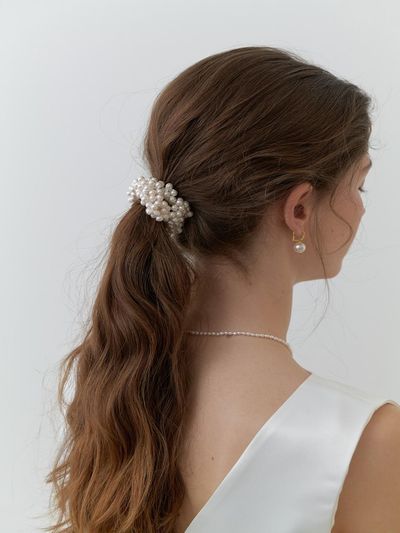 CARRY BARRETTE Carry Pearl Scrunchie