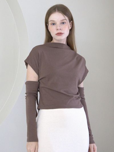 CATTLINE Half Neck Cut out T shirt Dark Brown