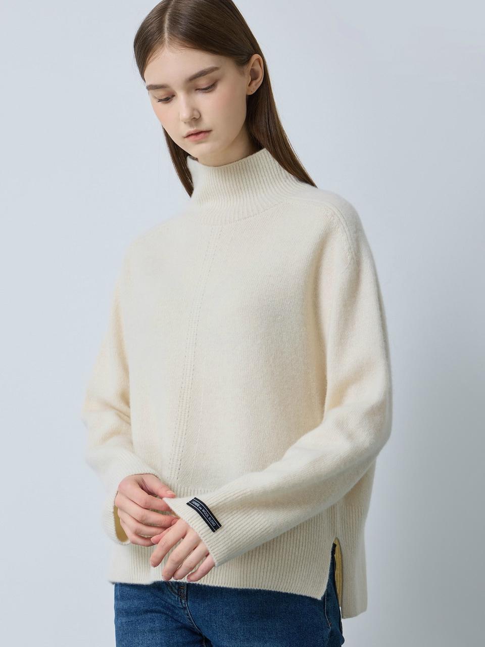 CC collect Cashmere Blend Turtleneck Pullover IV_C244KSK052