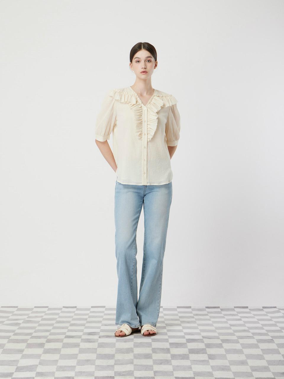 CC collect Crinkle Cotton Ruffle Blouse [IV] (C252MSC051)